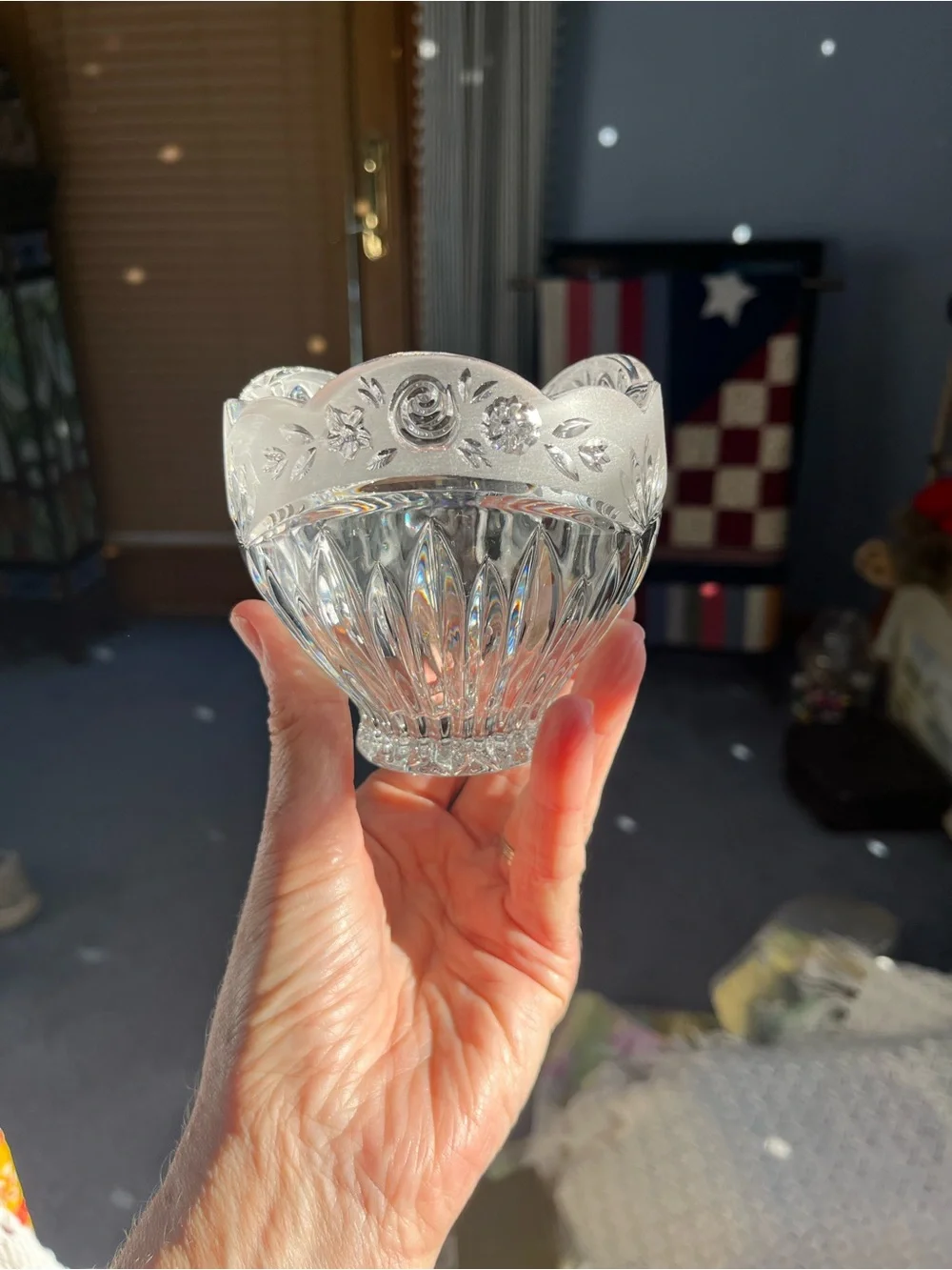 Oneida Crystal Bowl: Southern Garden Pattern
